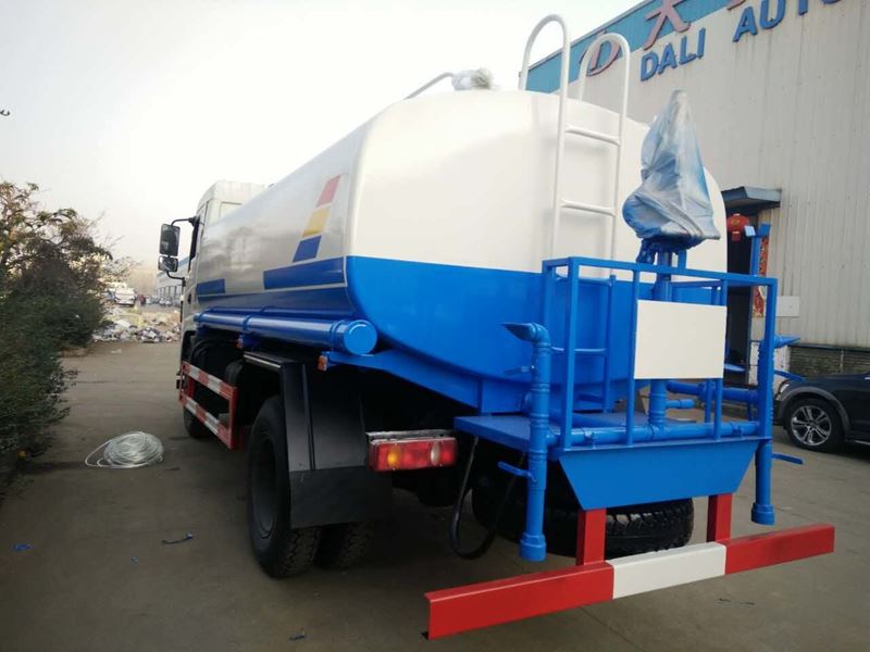 12����12�����|�L(f��ng)�����G����ˮ܇�r��3