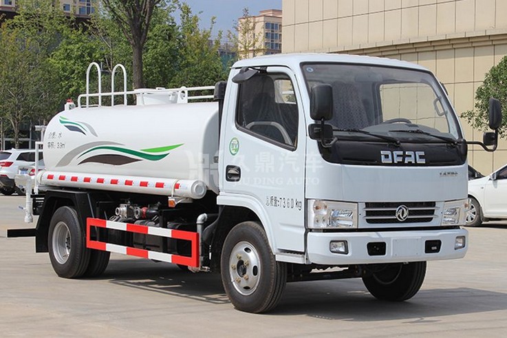 5����5�����|�L(f��ng)�������h(hu��n)�l(w��i)��ˮ܇(ch��)�DƬ