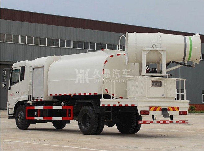 東風天錦多功能抑塵車廠家價格3