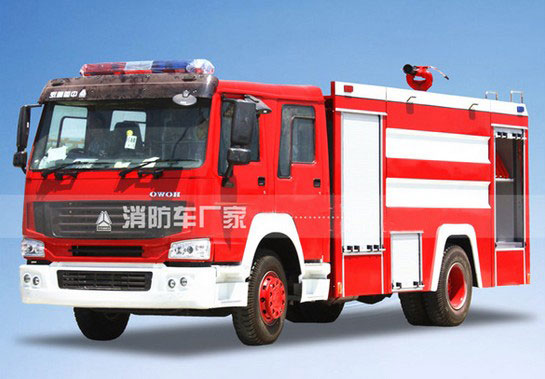 10噸重汽豪沃水罐消防車價(jià)格3