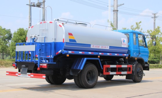 東風(fēng)145老款東風(fēng)藍(lán)駕駛室灑水車 東風(fēng)145老款東風(fēng)藍(lán)駕駛室灑水車