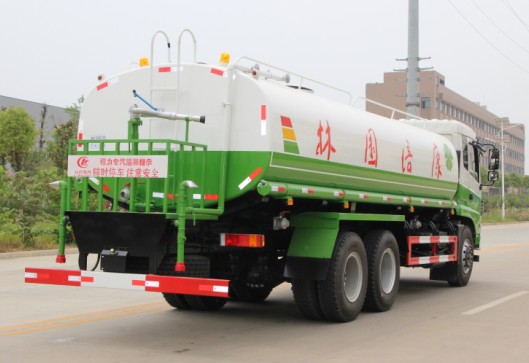 東風后八輪灑水車(D913駕駛室)高清圖片 東風后八輪灑水車(D913駕駛室)高清圖片