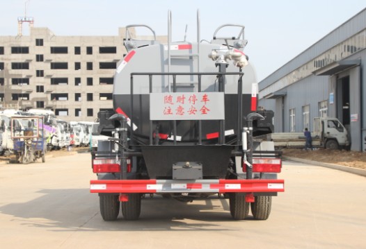 �|�LС��������ˮ܇�������˜ʻ����w������DƬ