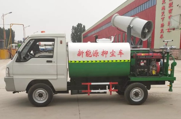 小型電動灑水車圖片 小型電動灑水車圖片