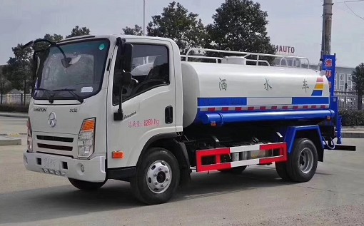 大運5方小黃牌灑水車圖片 大運5方小黃牌灑水車圖片