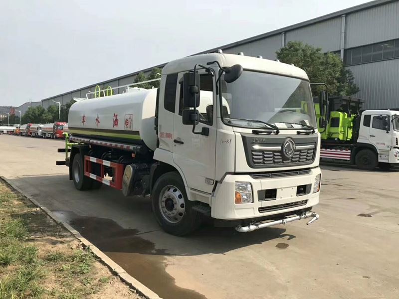 國(guó)六東風(fēng)天錦灑水車圖片 國(guó)六東風(fēng)天錦灑水車圖片