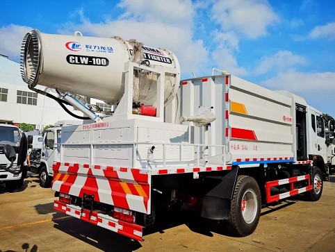 50-80米國五東風(fēng)D9抑塵車 50-80米國五東風(fēng)D9抑塵車