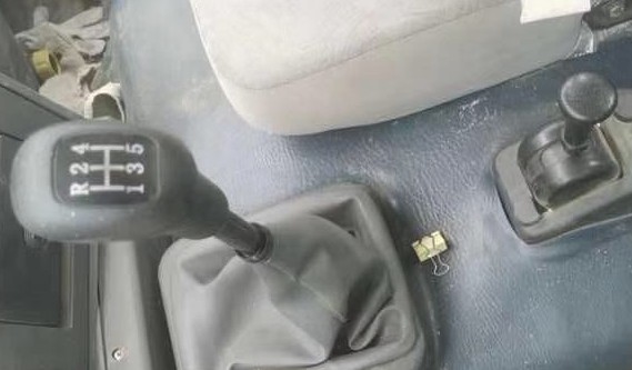 東風12噸帶手續灑水車 東風12噸帶手續灑水車