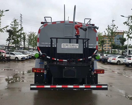 12噸灑水車(chē)廠家報(bào)價(jià)_國(guó)六12方東風(fēng)專用底盤(pán)D1綠化灑水車(chē)廠家價(jià)格4