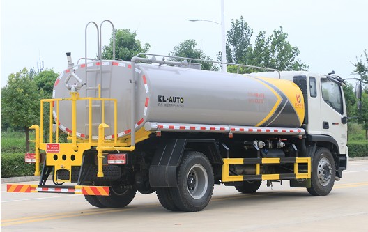 國六福田時代新領(lǐng)航12方灑水車 國六福田時代新領(lǐng)航12方灑水車