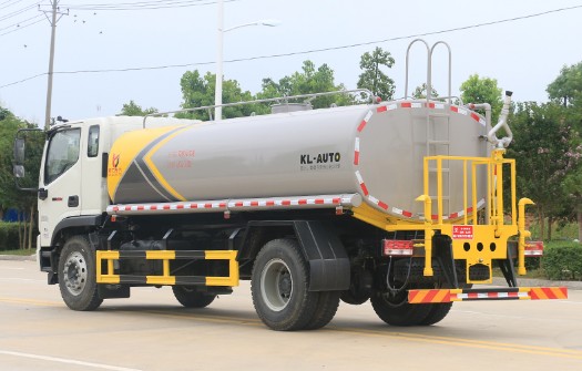 國六福田時代新領(lǐng)航12方灑水車 國六福田時代新領(lǐng)航12方灑水車