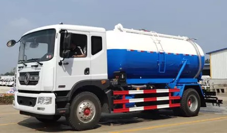 程力吸污帶灑水車圖片 程力吸污帶灑水車圖片