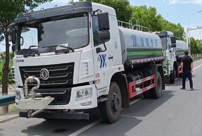 �����|�L(f��ng)�A��12����ˮ܇�DƬ