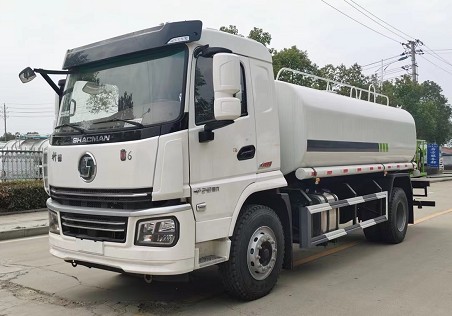 ��(gu��)��15�����܎����6��ˮ܇(ch��)�DƬ