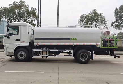 ��(gu��)��15�����܎����6��ˮ܇(ch��)�DƬ