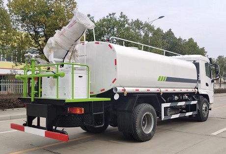 ��(gu��)��15�����܎����6��ˮ܇(ch��)�DƬ