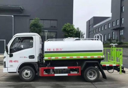 國六藍牌2.5方躍進福運S80灑水車圖片 國六藍牌2.5方躍進福運S80灑水車圖片