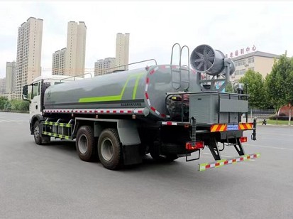 國(guó)六重汽豪沃TX后雙橋多功能抑塵車圖片 國(guó)六重汽豪沃TX后雙橋多功能抑塵車圖片