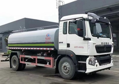 國(guó)六重汽豪沃TX綠化噴灑車圖片 國(guó)六重汽豪沃TX綠化噴灑車圖片