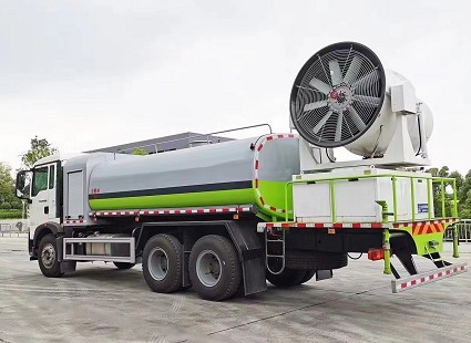 國(guó)六重汽豪沃TX后雙橋多功能抑塵車圖片 國(guó)六重汽豪沃TX后雙橋多功能抑塵車圖片