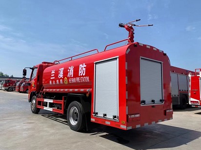 國六東風(fēng)凱普特8方消防灑水車圖片 國六東風(fēng)凱普特8方消防灑水車圖片