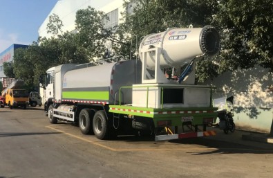 國六16方重汽汕德卡天然氣抑塵車 國六16方重汽汕德卡天然氣抑塵車