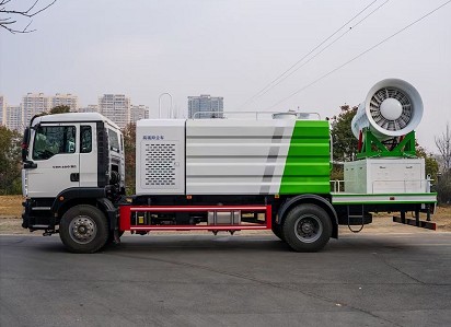  ��(gu��)�������ǵ¿�12���๦���։m܇(ch��)�DƬ