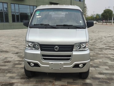 �����|�LС������ˮ܇