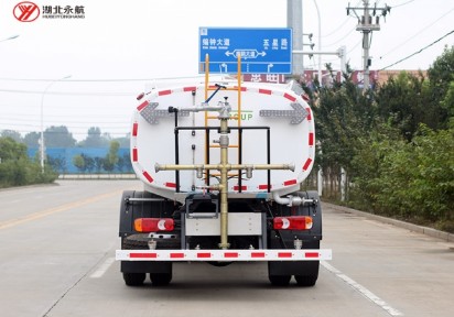 吉利龍騰純電動灑水車 吉利龍騰純電動灑水車