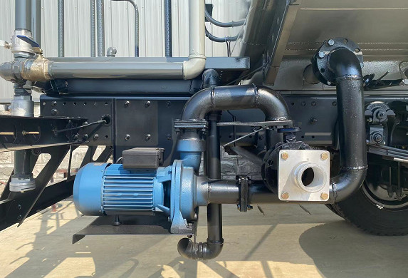 國六東風(fēng)天錦拉熱水的灑水車 國六東風(fēng)天錦拉熱水的灑水車