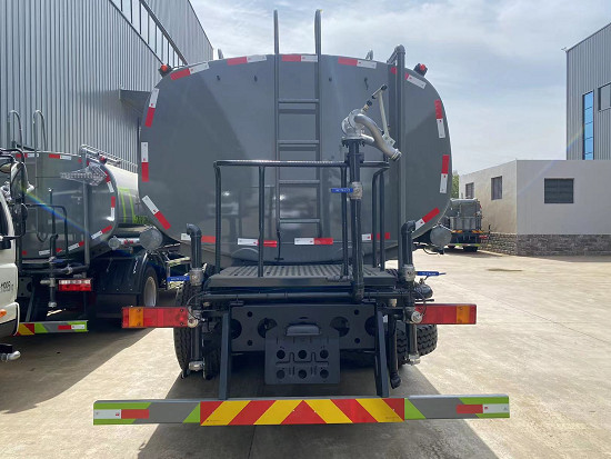 國六東風華神(DV5)25方灑水車 國六東風華神(DV5)25方灑水車