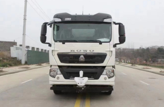 重汽豪沃前四后八30方灑水車 重汽豪沃前四后八30方灑水車