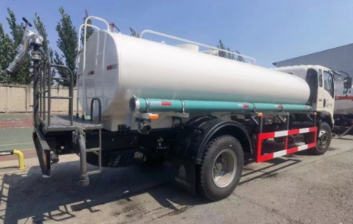 ����HOWO��ˮ܇(ch��)_��������10�������͞�ˮ܇(ch��)