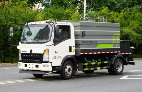 重汽豪沃藍(lán)牌7方灑水車_縱昂牌CLT5042TYHZZ6型路面養(yǎng)護(hù)車 重汽豪沃藍(lán)牌7方灑水車_縱昂牌CLT5042TYHZZ6型路面養(yǎng)護(hù)車