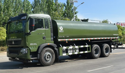 重汽豪沃304不銹鋼灑水車_重汽豪沃20噸熱水保溫運(yùn)水車 重汽豪沃304不銹鋼灑水車_重汽豪沃20噸熱水保溫運(yùn)水車