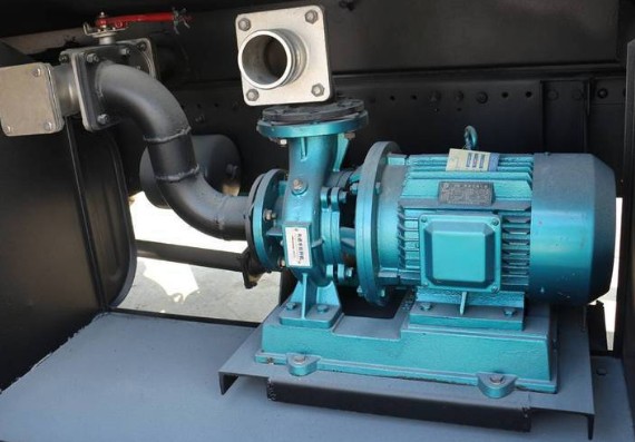 重汽豪沃304不銹鋼灑水車_重汽豪沃20噸熱水保溫運(yùn)水車 重汽豪沃304不銹鋼灑水車_重汽豪沃20噸熱水保溫運(yùn)水車