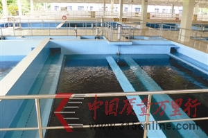 深水集團梅林水廠各項指標都達到了發(fā)達國家的水質標準。 深水集團梅林水廠各項指標都達到了發(fā)達國家的水質標準。